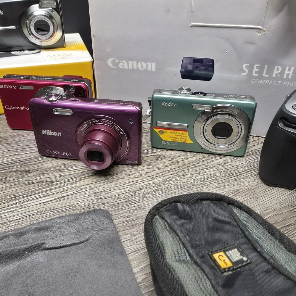 Digital Camera‎ Lot - 9 Cameras 2 Printers 2 Docks - Part/Repair